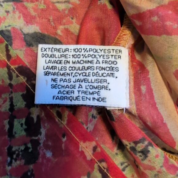 NWT Walter Baker Sheer Ruffle Abstract Red green Boho Blouse Top Medium - Picture 8 of 8